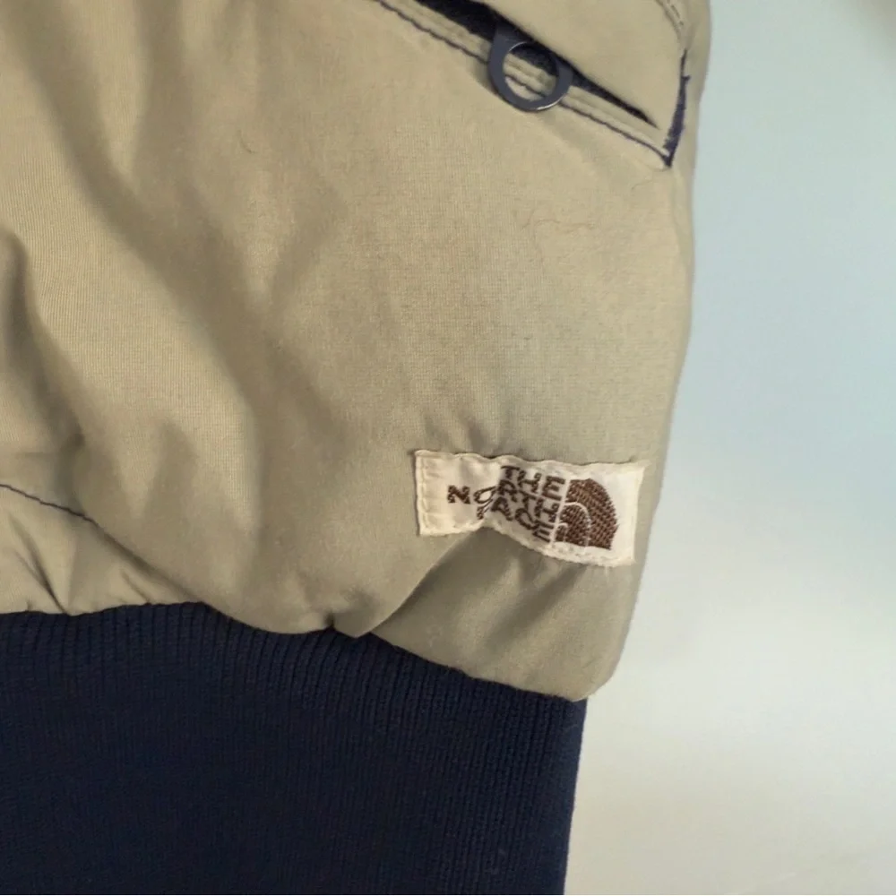 The North Face Vintage Puffer Jacket Size: M